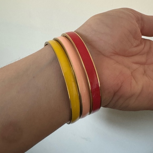 Multicolored pink, red and yellow gold toned costume bracelets - Picture 6 of 7